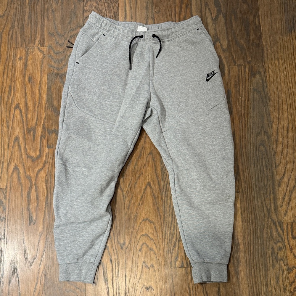 Nike Heather Gray Joggers